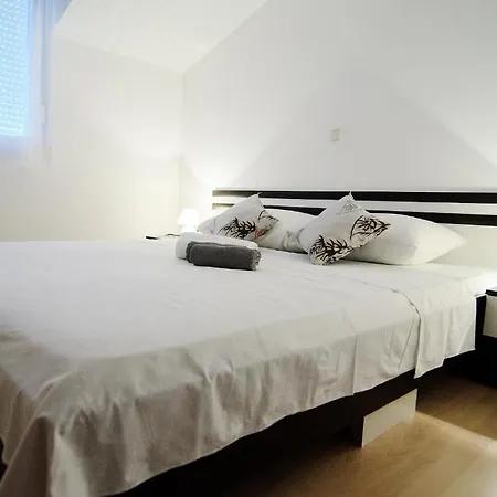 Darijan Apartment